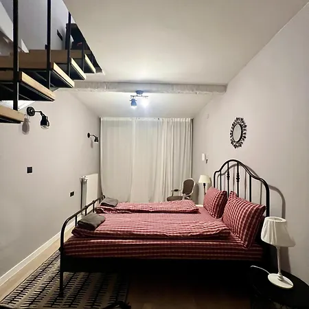 Апартаменты Flower House 9