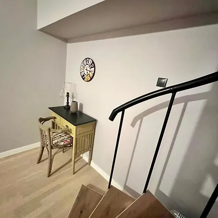 Flower House 9 Апартаменты София