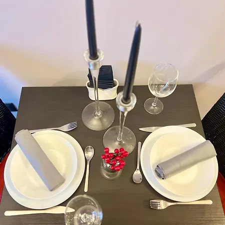 Apartment Flower House 9 *